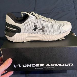 Under Armour Charged Rogue 2.5. Men’s size 11